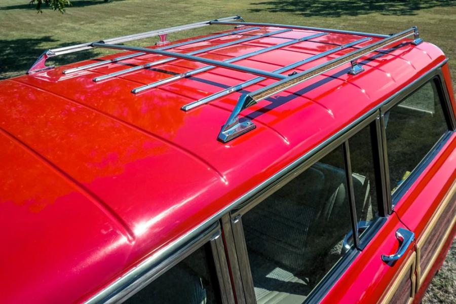 Детали экстерьера Jeep Grand Wagoneer Hellwagon 1989 года  (фото 6 из 21)